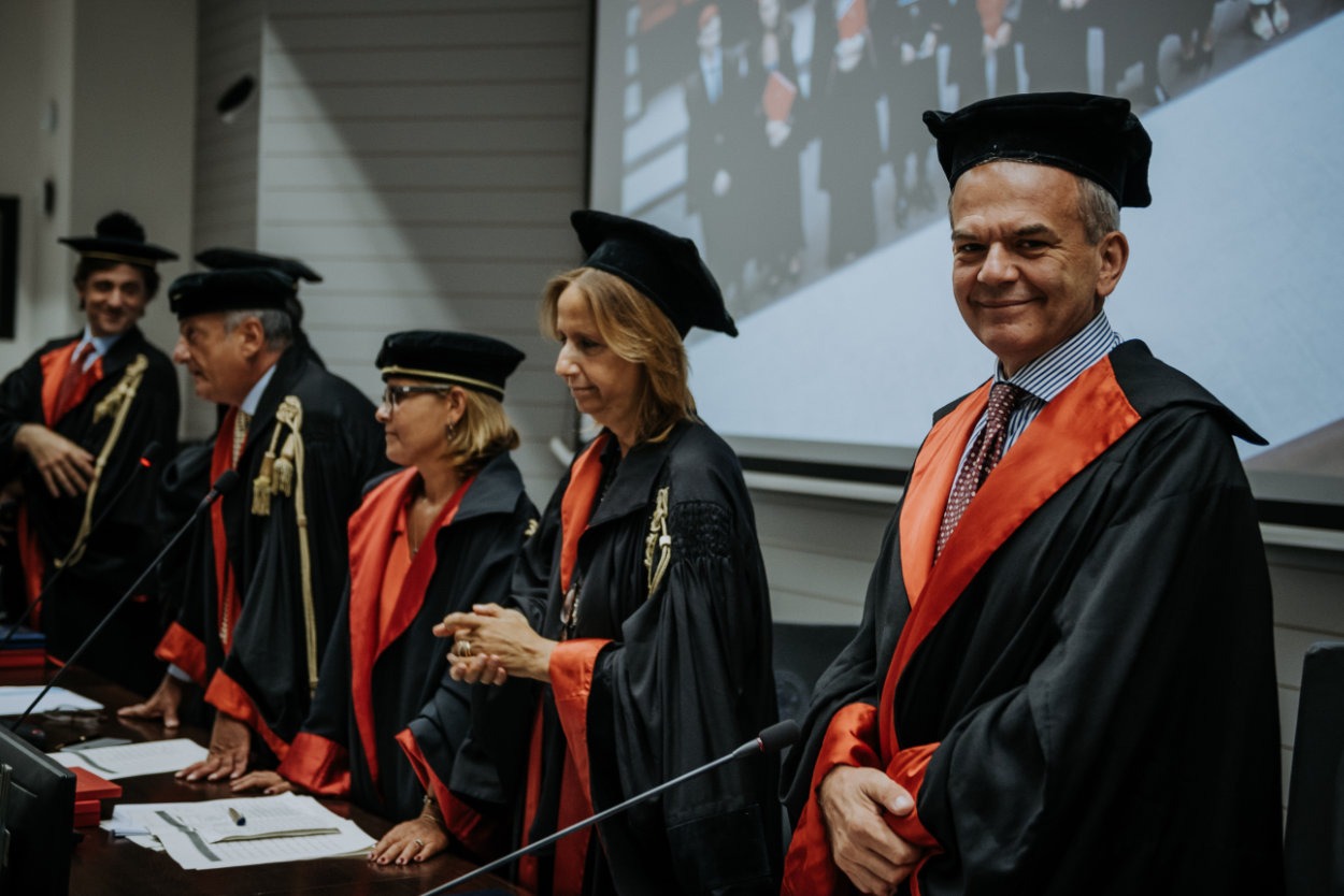 laurea mina 27